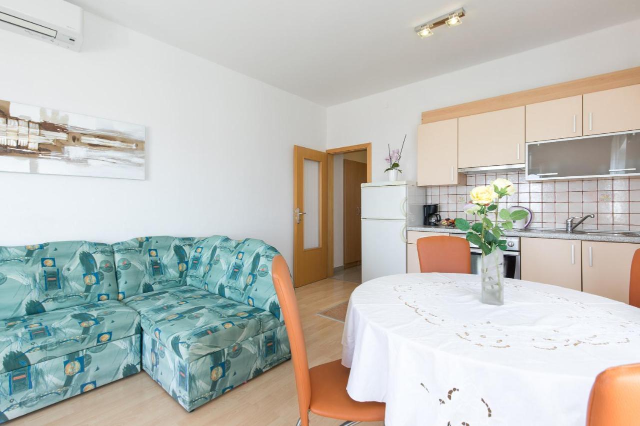 Apartment Cvijic Beige Punat Exteriér fotografie
