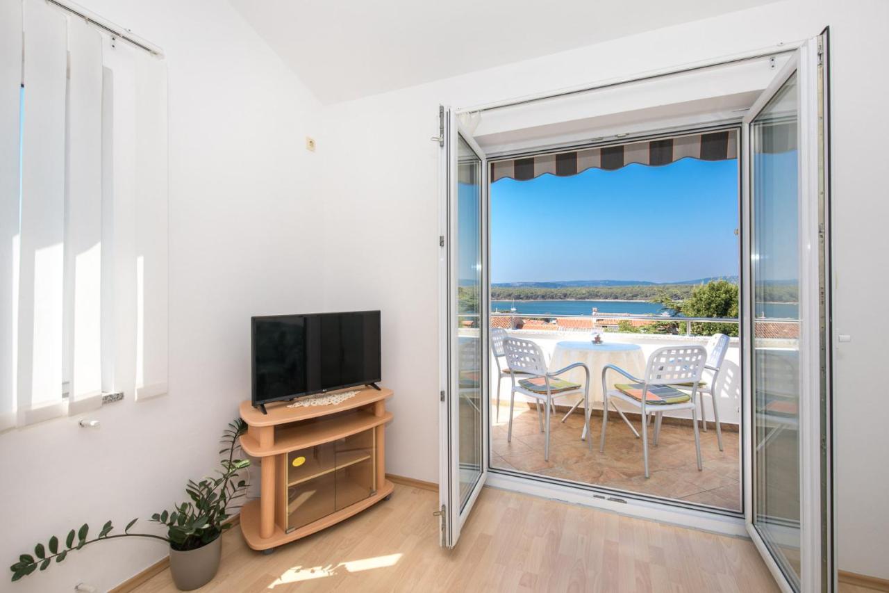 Apartment Cvijic Beige Punat Exteriér fotografie